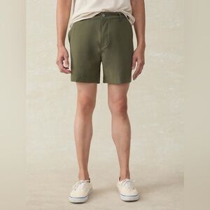 Faherty All Day Short 2.0 7” in Surplus Olive Green Size 38 NWOT